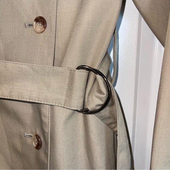 Vintage London Fog Classic Trench - Picture 4 of 16